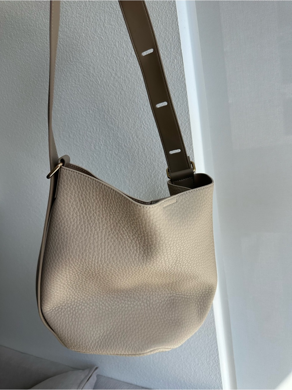 Newbella Fiona Neutral Cream Pebbled Leather Shoulder Bag